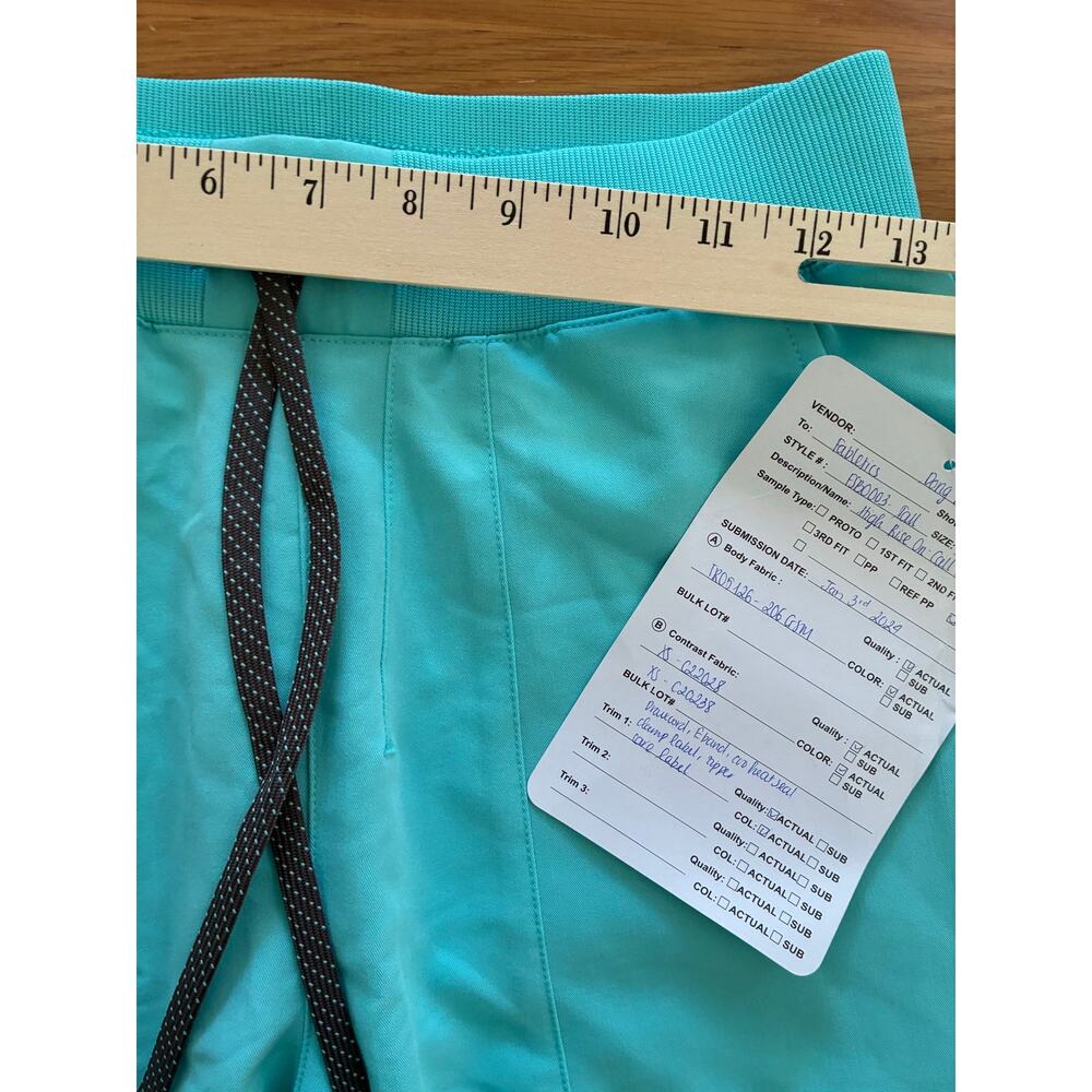 NWT Fabletics Womens XS Tall High Rise On Call Joggers & XS Method Flex Top READ - Picture 8 of 12